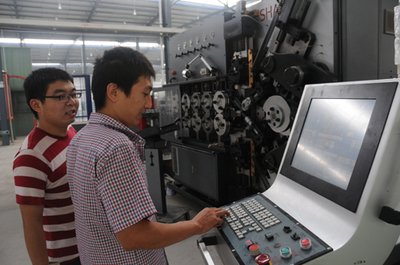 社旗產(chǎn)業(yè)集聚區(qū)為大學(xué)生提供就業(yè)新平臺(tái)